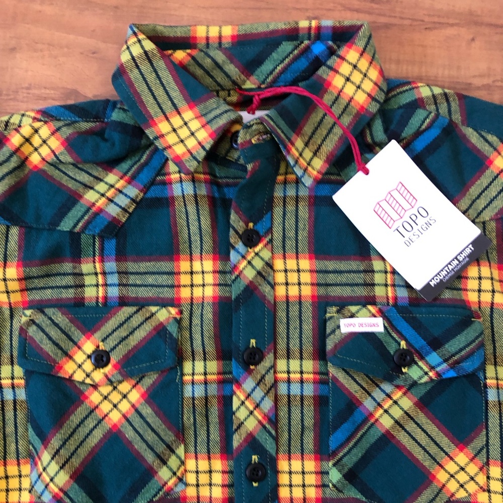 Topo Designs Men’s Mountain Shirt in Green multi plaid, size men’s S, NWT